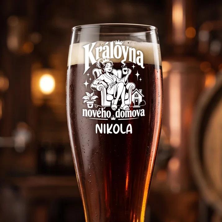 Sklenice Na Pivo S Gravírováním Ke Kolaudaci Dárek Pro Ženu: Královna Nového Domova