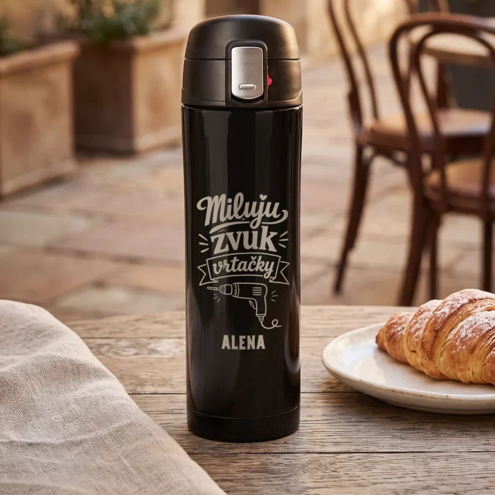 Termohrnek 440ml Pro Zubařku Dárek Pro Ženu: Miluju Zvuk Vrtačky