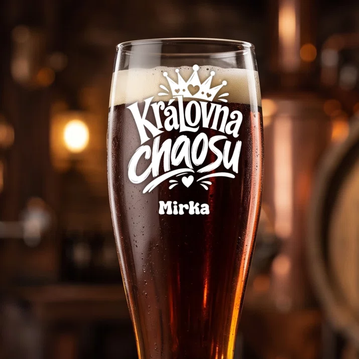 Sklenice Na Pivo S Gravírováním Pro Ni Dárek K Valentýnu Pro Ženu: Královna Chaosu