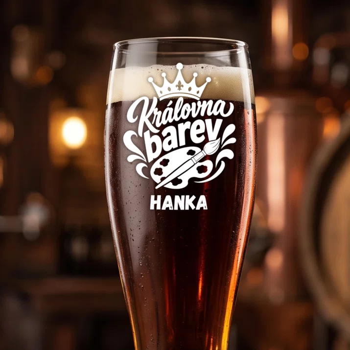 Sklenice Na Pivo S Gravírováním Pro Malířku Dárek Pro Ženu: Královna Barev Sklenice Na Pivo S Gravírováním Pro Malířku Dárek Pro Ženu: Královna Barev