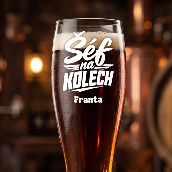 Sklenice Na Pivo S Gravírováním Pro Kamioňáka Dárek Pro Muže: Šéf Na Kolech