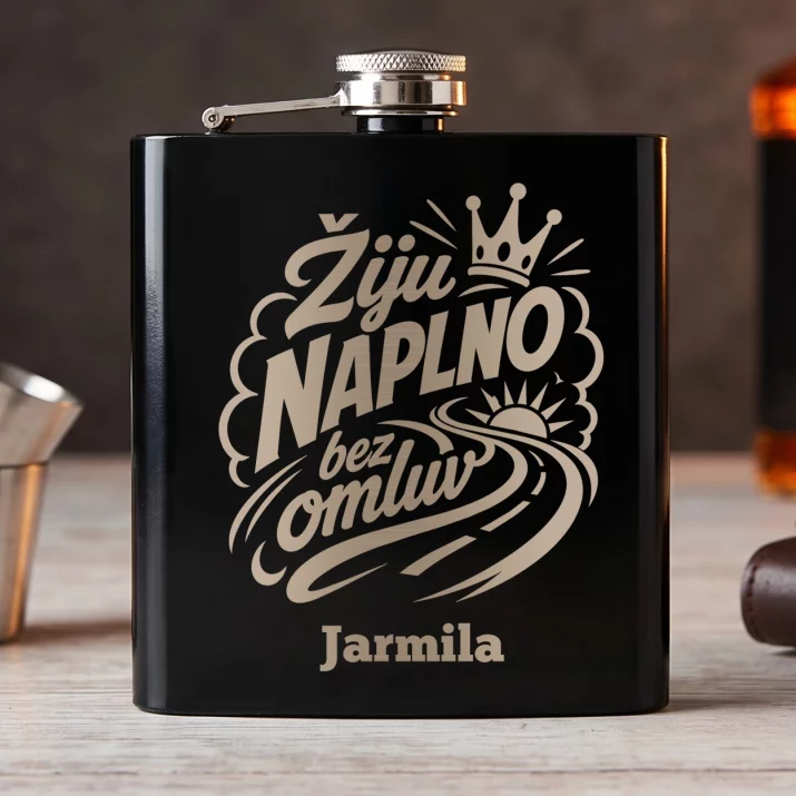 Placatka S Gravírováním Pro 60Letou Ženu Dárek K 60 Narozeninám Pro Ženu: Žiju Naplno Bez Omluv