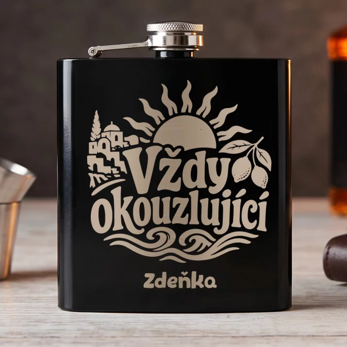 Placatka S Gravírováním Pro Ženu K 50 Narozeninám Dárek Pro 50Letou Ženu : Vždy Okouzlující