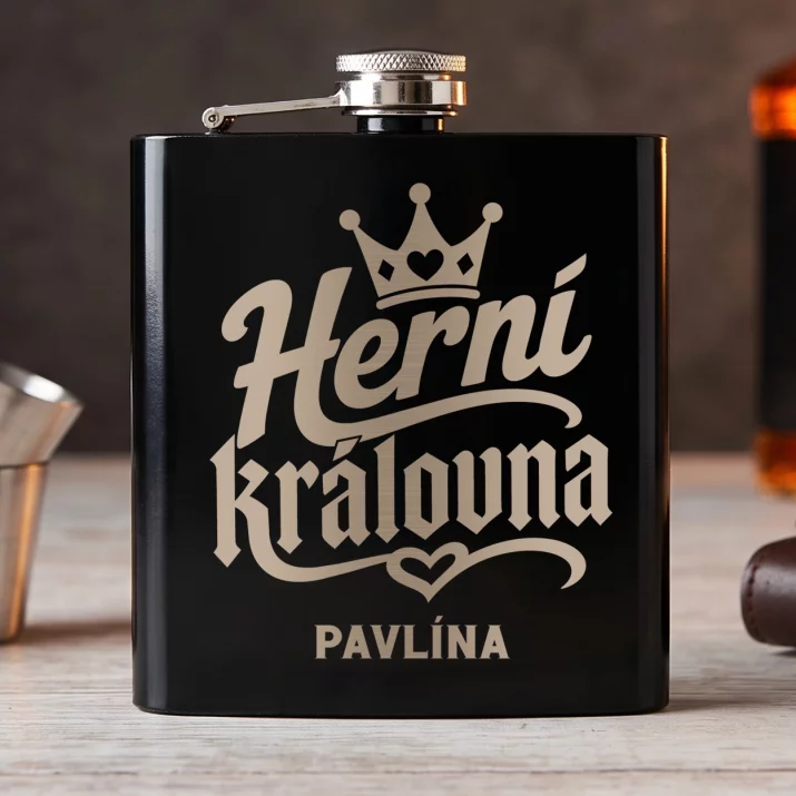 Placatka S Gravírováním Pro Gamerku Dárek Pro Ženu: Herní Královna Placatka S Gravírováním Pro Gamerku Dárek Pro Ženu: Herní Královna