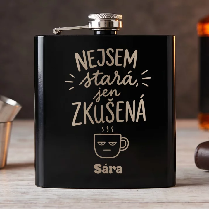 Placatka S Gravírováním Pro Seniorku Dárek Pro Ženu: Nejsem Stará, Jen Zkušená