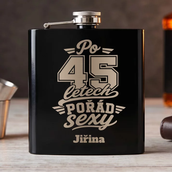 Placatka S Gravírováním K 45 Výročí Svatby Dárek K Valentýnu Pro Ženu: Po 45 Letech Pořád Sexy Placatka S Gravírováním K 45 Výročí Svatby Dárek K Valentýnu Pro Ženu: Po 45 Letech Pořád Sexy