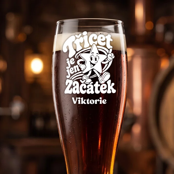 Sklenice Na Pivo S Gravírováním Pro 30Letou Ženu Dárek K 30 Narozeninám Pro Ženu: Třicet Je Jen Začátek Sklenice Na Pivo S Gravírováním Pro 30Letou Ženu Dárek K 30 Narozeninám Pro Ženu: Třicet Je Jen Začátek