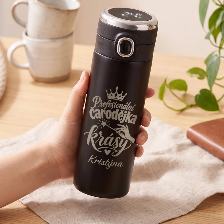 Termohrnek LED Pro Kosmetičku Dárek Pro Ženu: Profesionální Čarodějka Termohrnek LED Pro Kosmetičku Dárek Pro Ženu: Profesionální Čarodějka