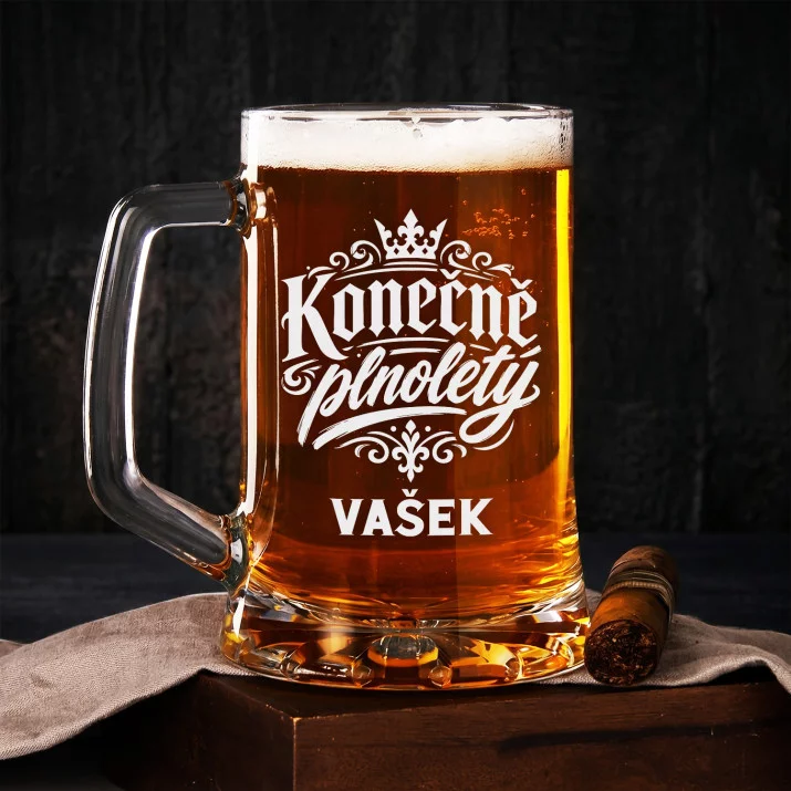 Půllitr Na Pivo K 18 Dárek Pro Muže: Oslava Dospělosti Půllitr Na Pivo K 18 Dárek Pro Muže: Oslava Dospělosti