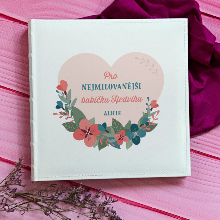 Pro nejmilovanější babičku - Personalizované fotoalbum