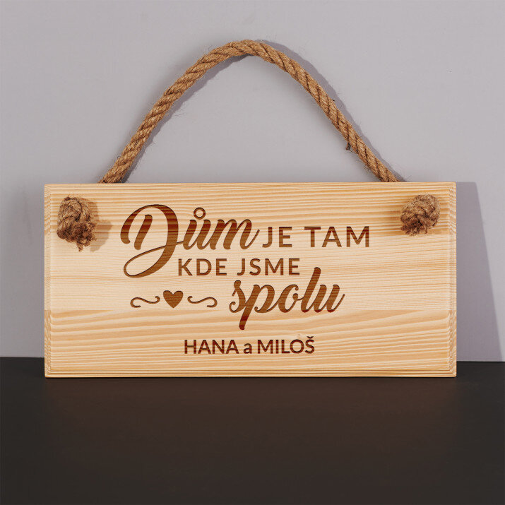 Dům je tam - Tabulka na dveře
