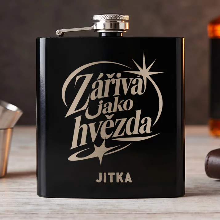 Placatka S Gravírováním K 19 Narozeninám Dárek Pro Ženu: Zářivá Jako Hvězda Placatka S Gravírováním K 19 Narozeninám Dárek Pro Ženu: Zářivá Jako Hvězda