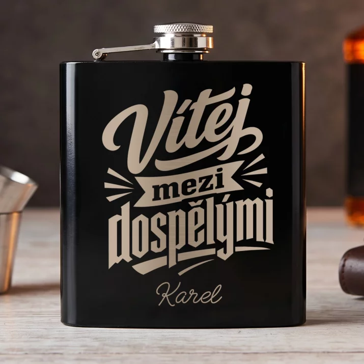 Placatka S Gravírováním K Osmnáctinám Dárek Pro Muže: Vítej Mezi Dospělými