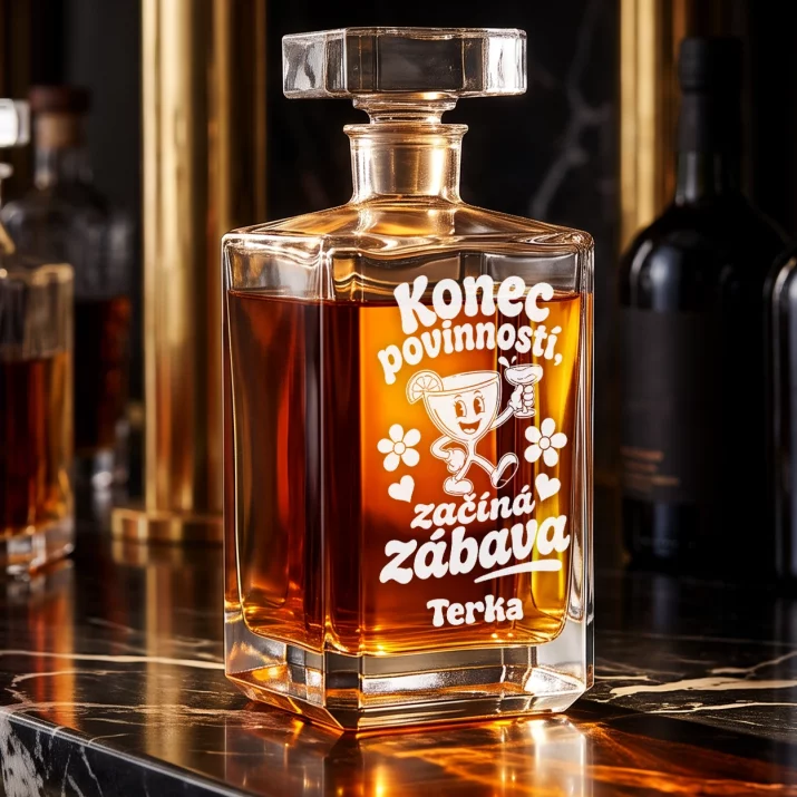 Personalizovaná Karafa Na Whisky K Ukončení Práce Dárek Pro Ženu: Konec Povinností, Začíná Personalizovaná Karafa Na Whisky K Ukončení Práce Dárek Pro Ženu: Konec Povinností, Začíná
