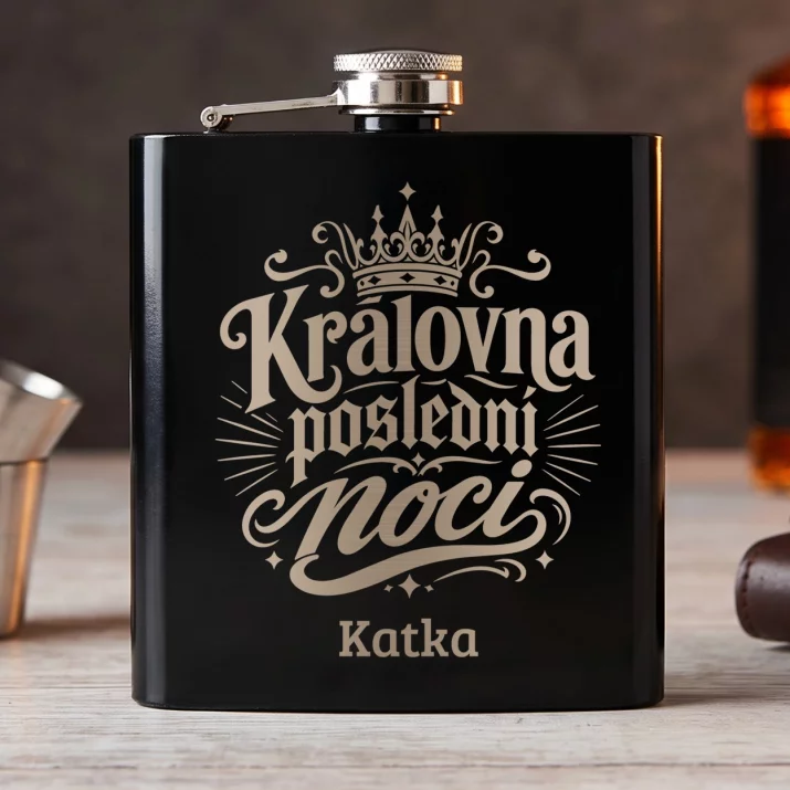 Placatka S Gravírováním Na Rozlučku Se Svobodou Pro Nevěstu Dárek Pro Ženu: Královna Poslední Noci Placatka S Gravírováním Na Rozlučku Se Svobodou Pro Nevěstu Dárek Pro Ženu: Královna Poslední Noci