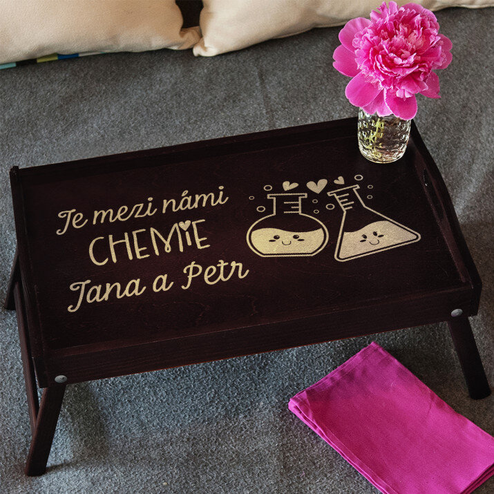 Je mezi námi chemie - Snídaňový podnos