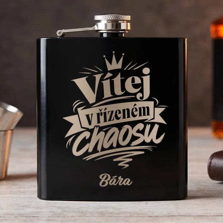 Placatka S Gravírováním Ke Kolaudaci Dárek Pro Ženu: Vítej V Řízeném Chaosu