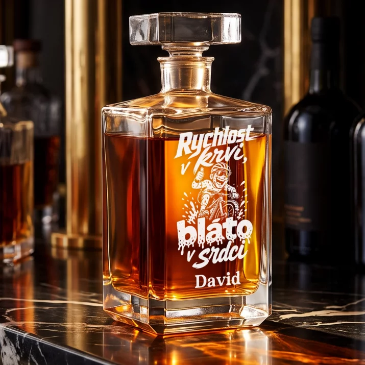 Personalizovaná Karafa Na Whisky Pro Cyklistu Dárek Pro Muže: Rychlost V Krvi, Bláto V