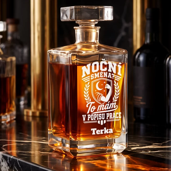 Personalizovaná Karafa Na Whisky Na Zapíjení Miminka Dárek Pro Ženu: Noční Směna? To Mám V Personalizovaná Karafa Na Whisky Na Zapíjení Miminka Dárek Pro Ženu: Noční Směna? To Mám V