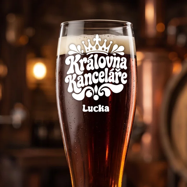 Sklenice Na Pivo S Gravírováním K Mdž Pro Kolegyně Dárek Pro Ženu : Královna Kanceláře Sklenice Na Pivo S Gravírováním K Mdž Pro Kolegyně Dárek Pro Ženu : Královna Kanceláře