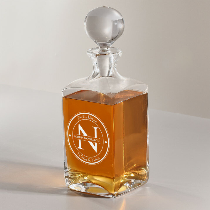 Monogram rodina - Karafa na whisky 1l
