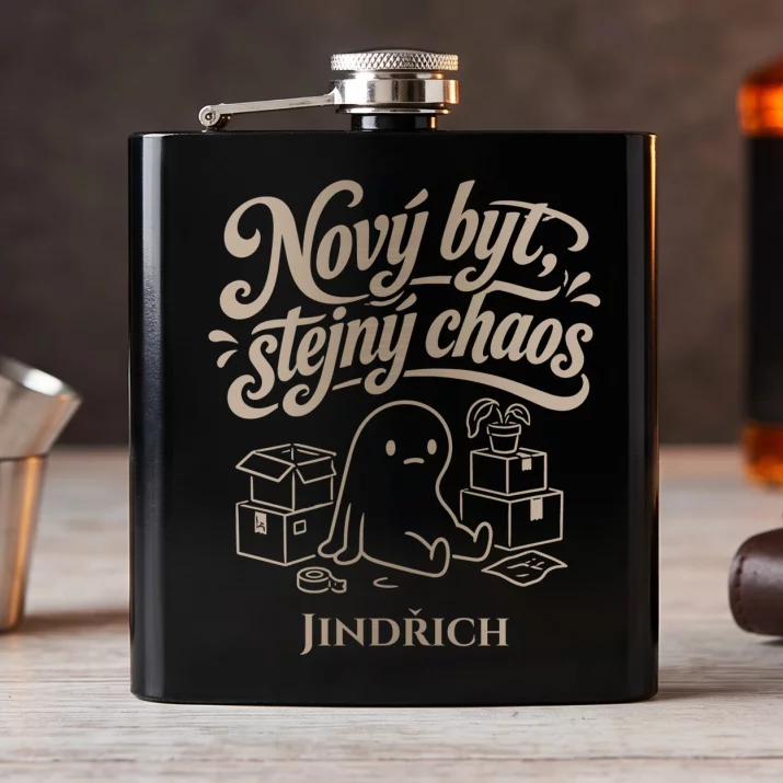 Placatka S Gravírováním Do Nového Bytu Dárek Pro Muže: Nový Byt, Stejný Chaos Placatka S Gravírováním Do Nového Bytu Dárek Pro Muže: Nový Byt, Stejný Chaos