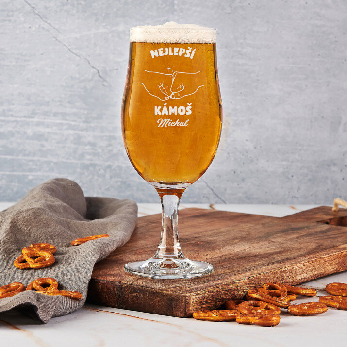 Nejlepší kámoš – Sklenice na pivo na stopce
