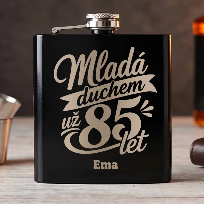 Placatka S Gravírováním Pro 85Letou Ženu Dárek K 85 Narozeninám Pro Ženu: Mladá Duchem Už 85 Let