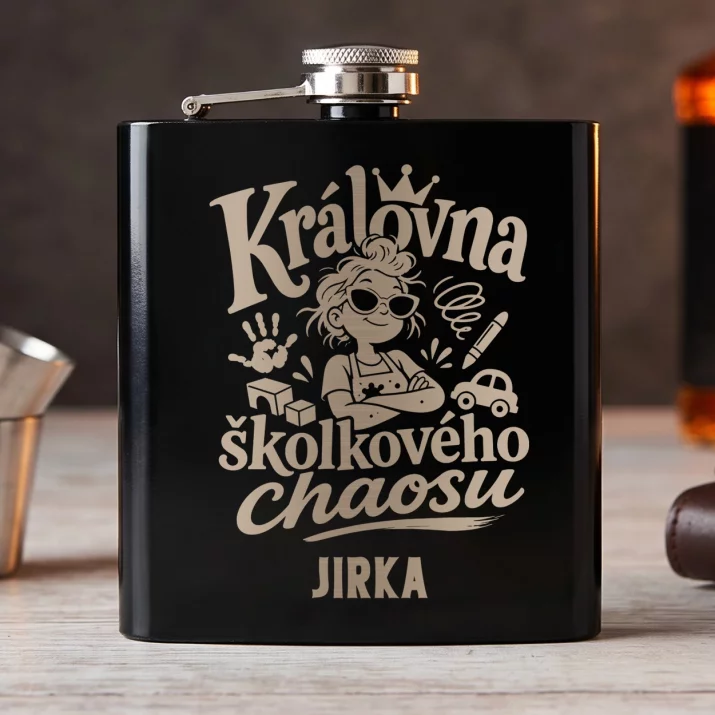 Placatka S Gravírováním Pro Učitele V Mateřské Škole Dárek Pro Muže: Královna Školkového Placatka S Gravírováním Pro Učitele V Mateřské Škole Dárek Pro Muže: Královna Školkového