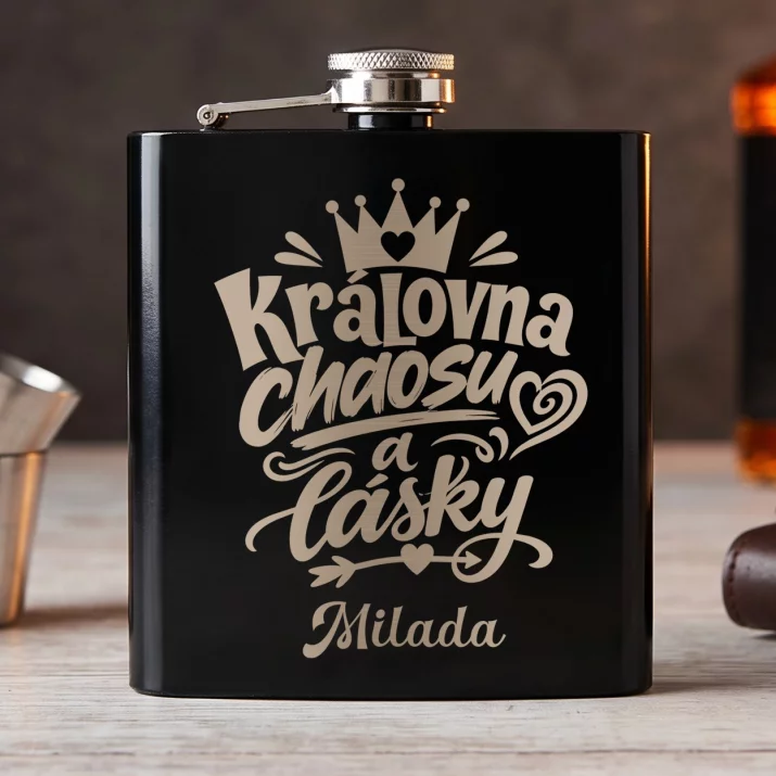 Placatka S Gravírováním K Mdž Dárek Pro Ženu : Královna Chaosu A Lásky Placatka S Gravírováním K Mdž Dárek Pro Ženu : Královna Chaosu A Lásky