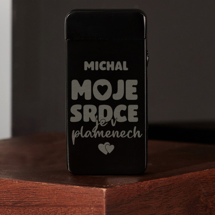 Srdce v plamenech - Černý plazmový zapalovač USB