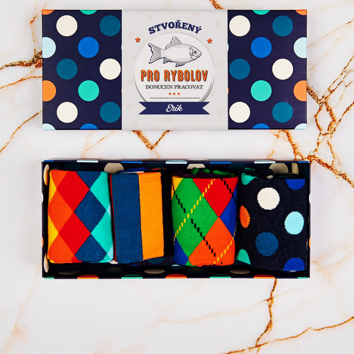 Stvořený pro rybolov - HAPPY SOCKS - DOTS – Sada 4 párů pánských ponožek