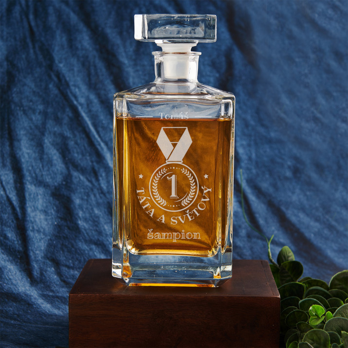 Táta světový šampion - Karafa na whisky 0,7l