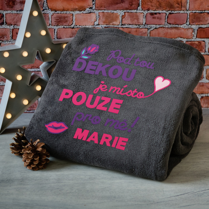 Pouze pro mě - deka s výšivkou