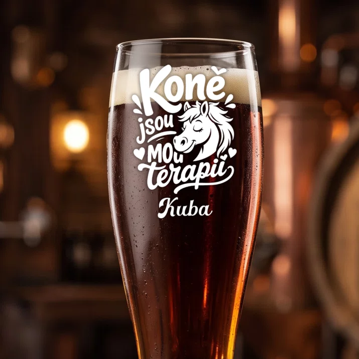 Sklenice Na Pivo S Gravírováním Pro Milovníka Koní Dárek Pro Muže: Koně Jsou Mou Terapií Sklenice Na Pivo S Gravírováním Pro Milovníka Koní Dárek Pro Muže: Koně Jsou Mou Terapií