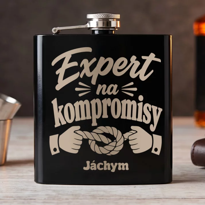 Placatka S Gravírováním K 25 Výročí Svatby Dárek Pro Muže: Expert Na Kompromisy Placatka S Gravírováním K 25 Výročí Svatby Dárek Pro Muže: Expert Na Kompromisy