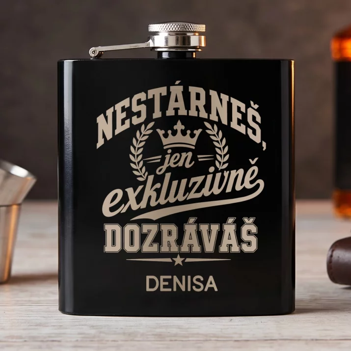 Placatka S Gravírováním K 50 Narozeninám Dárek Pro 50Letou Ženu : Nestárneš, Jen Exkluzivně
