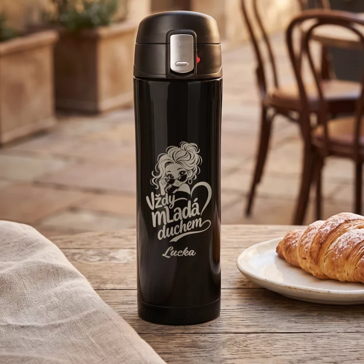 Termohrnek 440ml K 50 Narozeninám Dárek Pro 50Letou Ženu : Vždy Mladá Duchem