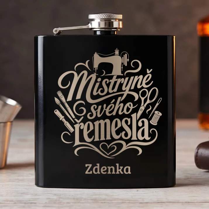 Placatka S Gravírováním Ženě K 40 Narozeninám Dárek K 40 Narozeninám Pro Ženu: Mistryně Svého Řemesla Placatka S Gravírováním Ženě K 40 Narozeninám Dárek K 40 Narozeninám Pro Ženu: Mistryně Svého Řemesla