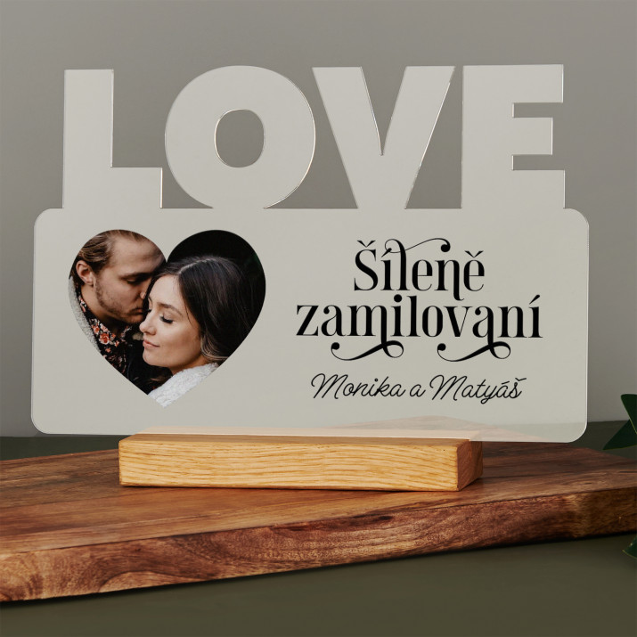 Šíleně zamilovaní - Tisk na akrylovém skle LOVE