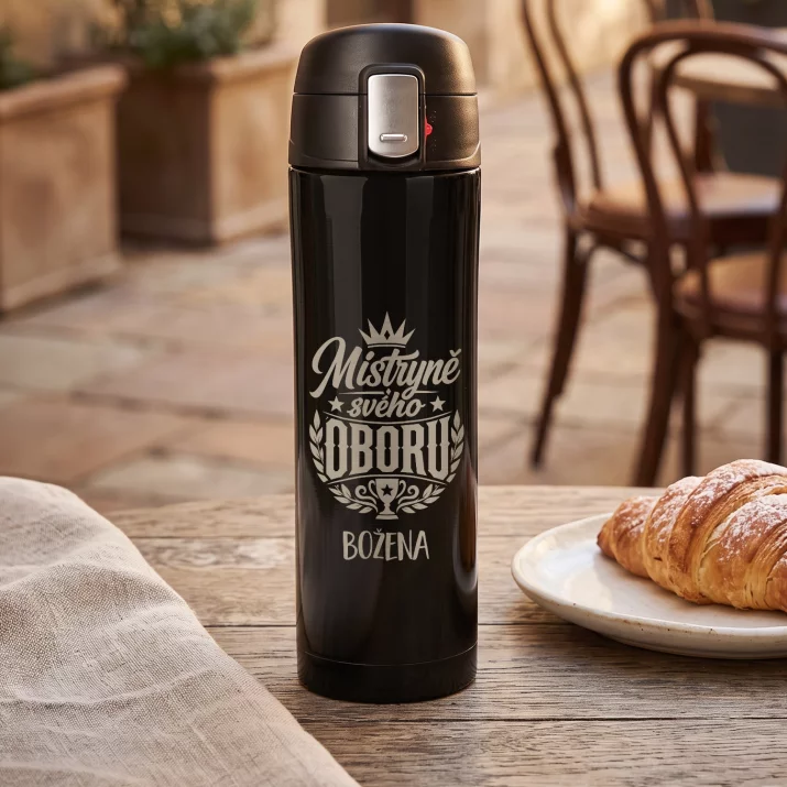 Termohrnek 440ml K 35 Narozeninám Dárek Pro 35Letého Muže : Mistryně Svého Oboru