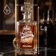 Personalizovaná Karafa Na Whisky K 80 Narozeninám Dárek Pro 80Letou Ženu : Šarm S Nádechem Sarkasmu