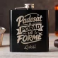 Placatka S Gravírováním K 50 Dárek K 50 Narozeninám Pro Muže: Padesát A Pořád Ve Formě