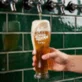 Sklenice Na Pivo S Gravírováním Pro Čtyřicetiletou Ženu Dárek K 40 Narozeninám Pro Ženu: Čtyřicet A Stále Divoká Sklenice Na Pivo S Gravírováním Pro Čtyřicetiletou Ženu Dárek K 40 Narozeninám Pro Ženu: Čtyřicet A Stále Divoká