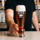 Sklenice Na Pivo S Gravírováním K 60 Narozeninám Dárek Pro 60Letého Muže : Není Starý, Jen Zkušený