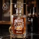 Personalizovaná Karafa Na Whisky Pro Fyzioterapeuta Dárek Pro Muže: Mistr Těla A Pohybu Personalizovaná Karafa Na Whisky Pro Fyzioterapeuta Dárek Pro Muže: Mistr Těla A Pohybu