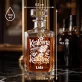 Personalizovaná Karafa Na Whisky Pro Mladou Ženu Dárek Pro Ženu: Královna Malých Katastrof Personalizovaná Karafa Na Whisky Pro Mladou Ženu Dárek Pro Ženu: Královna Malých Katastrof