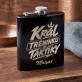 Placatka S Gravírováním Pro Trenéra Dárek Pro Muže: Král Tréninku A Taktiky Placatka S Gravírováním Pro Trenéra Dárek Pro Muže: Král Tréninku A Taktiky