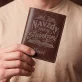 Personalizovaná Kožená Peněženka Pro Čtenáře Dárek Pro Muže: Navždy Mezi Stránkami Personalizovaná Kožená Peněženka Pro Čtenáře Dárek Pro Muže: Navždy Mezi Stránkami