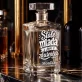 Karafa Na Vodku S Gravírováním Ženě K 70 Narozeninám Dárek K 70 Narozeninám Pro Ženu: Stále Mladá, Jen
